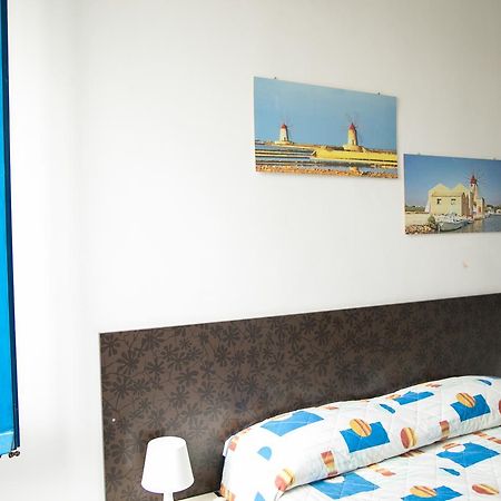 Cavalluccio Marino Apartment Favignana Luaran gambar